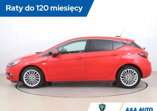 Opel Astra cena 52000 przebieg: 84074, rok produkcji 2016 z Szczawnica małe 301